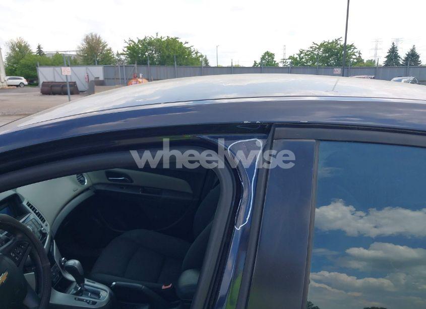 Photo 6 of 2015 Chevrolet Cruze LS AUTO (VIN 1G1PA5SH7F7151003)