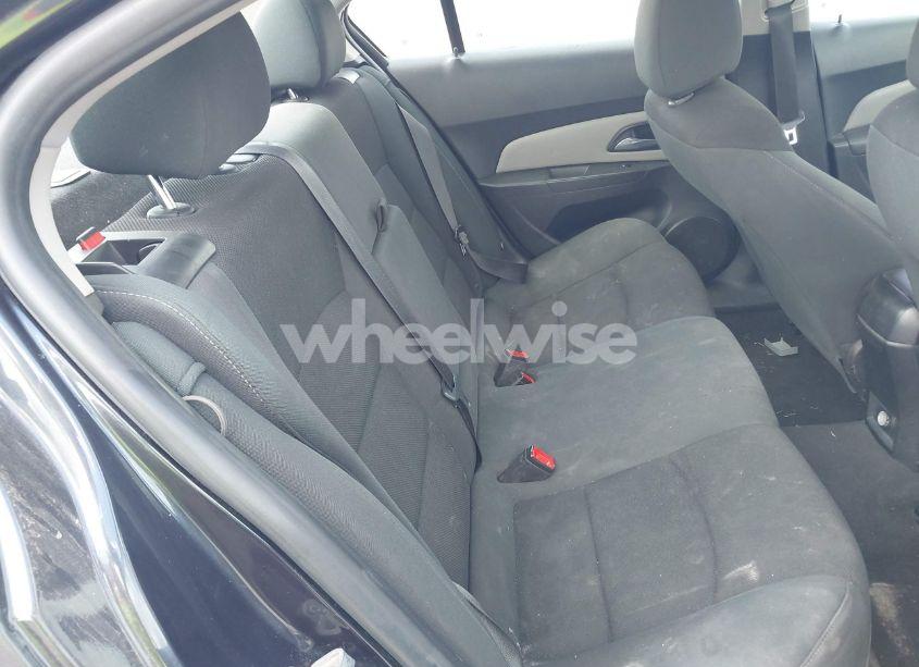 Photo 8 of 2015 Chevrolet Cruze LS AUTO (VIN 1G1PA5SH7F7151003)