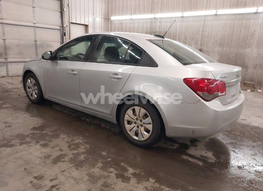 Photo 3 of 2015 Chevrolet Cruze LS AUTO (VIN 1G1PA5SH7F7299328)