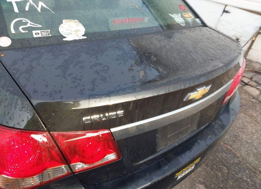 Photo 12 of 2013 Chevrolet Cruze LS AUTO (VIN 1G1PA5SH8D7160001)