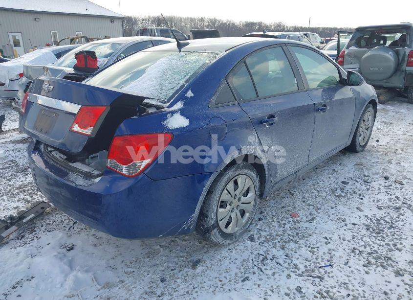 Photo 4 of 2013 Chevrolet Cruze LS AUTO (VIN 1G1PA5SH8D7176246)