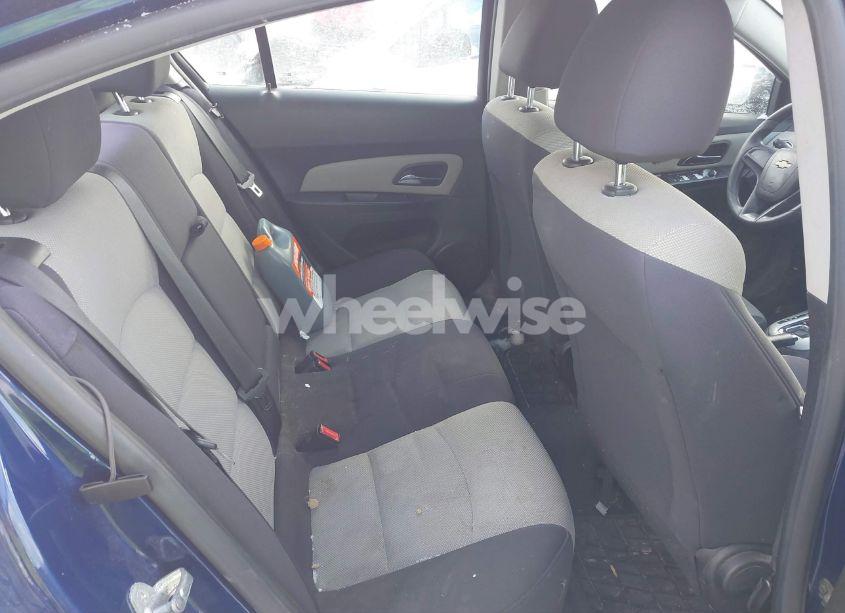 Photo 8 of 2013 Chevrolet Cruze LS AUTO (VIN 1G1PA5SH8D7176246)