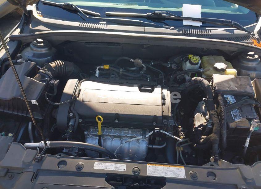 Photo 10 of 2013 Chevrolet Cruze LS AUTO (VIN 1G1PA5SH8D7185030)