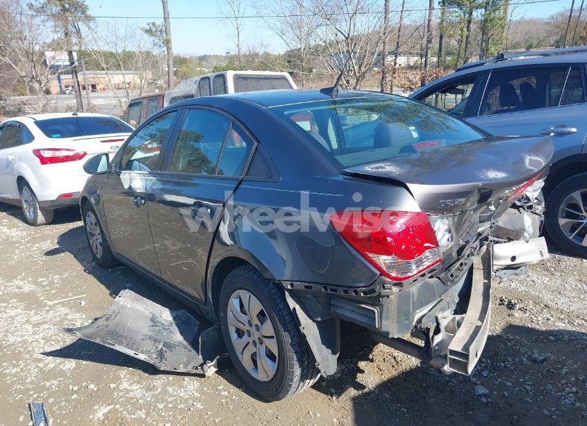 Photo 3 of 2013 Chevrolet Cruze LS AUTO (VIN 1G1PA5SH8D7185030)