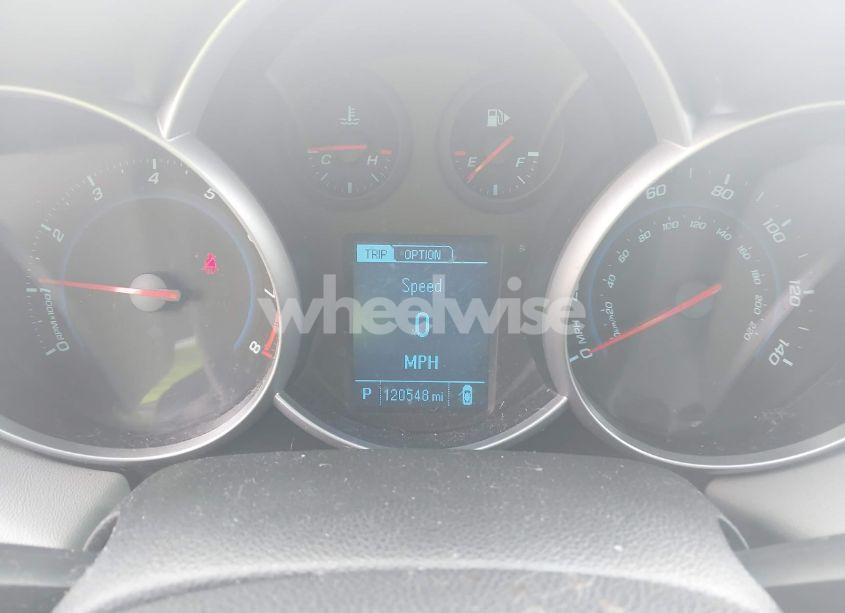Photo 7 of 2013 Chevrolet Cruze LS AUTO (VIN 1G1PA5SH8D7245369)