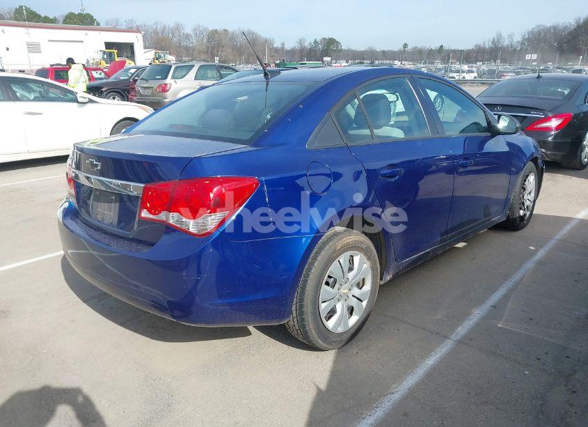 Photo 4 of 2013 Chevrolet Cruze LS AUTO (VIN 1G1PA5SH8D7307305)