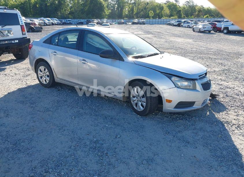 2014 Chevrolet Cruze LS AUTO (VIN 1G1PA5SH8E7169475) main photo