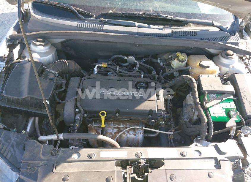 Photo 10 of 2014 Chevrolet Cruze LS AUTO (VIN 1G1PA5SH8E7169475)