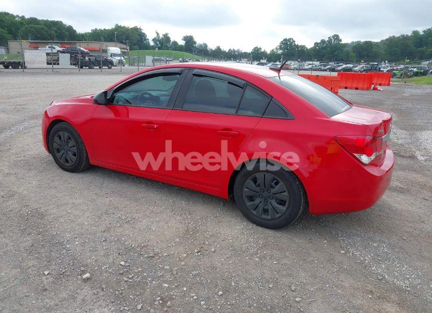 Photo 3 of 2014 Chevrolet Cruze LS AUTO (VIN 1G1PA5SH8E7173672)