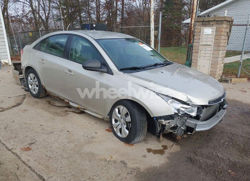 2014 Chevrolet Cruze LS AUTO (VIN 1G1PA5SH8E7190942) main photo