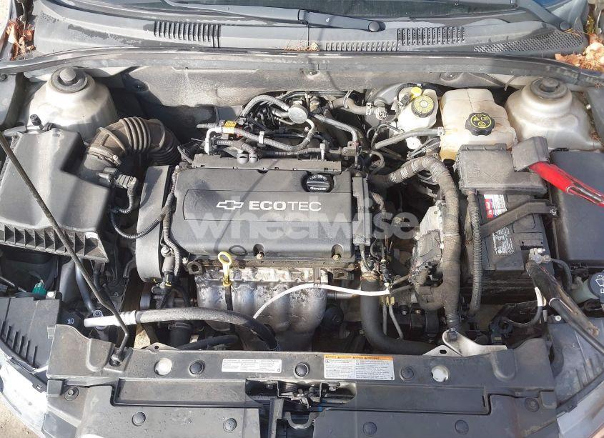 Photo 10 of 2014 Chevrolet Cruze LS AUTO (VIN 1G1PA5SH8E7190942)