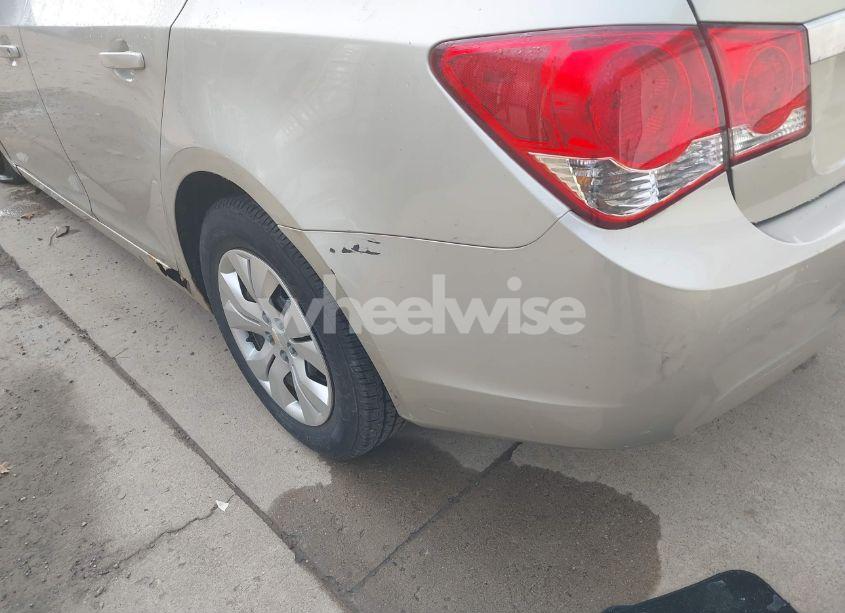 Photo 21 of 2014 Chevrolet Cruze LS AUTO (VIN 1G1PA5SH8E7190942)