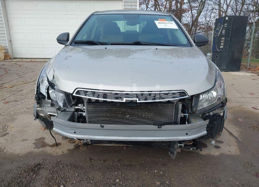 Photo 6 of 2014 Chevrolet Cruze LS AUTO (VIN 1G1PA5SH8E7190942)