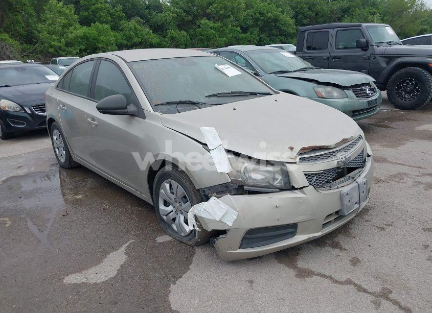 2014 Chevrolet Cruze LS AUTO (VIN 1G1PA5SH8E7230310) main photo