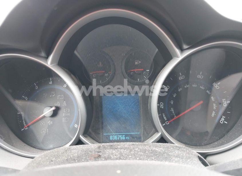 Photo 7 of 2014 Chevrolet Cruze LS AUTO (VIN 1G1PA5SH8E7230310)