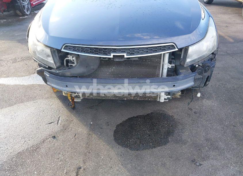 Photo 6 of 2014 Chevrolet Cruze LS AUTO (VIN 1G1PA5SH8E7315096)