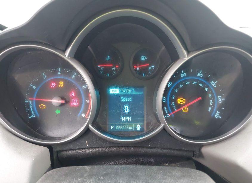 Photo 7 of 2014 Chevrolet Cruze LS AUTO (VIN 1G1PA5SH8E7345425)