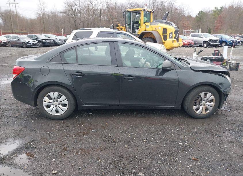 Photo 13 of 2014 Chevrolet Cruze LS AUTO (VIN 1G1PA5SH8E7406904)