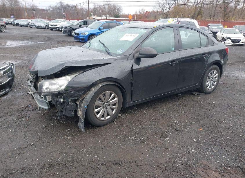 Photo 2 of 2014 Chevrolet Cruze LS AUTO (VIN 1G1PA5SH8E7406904)