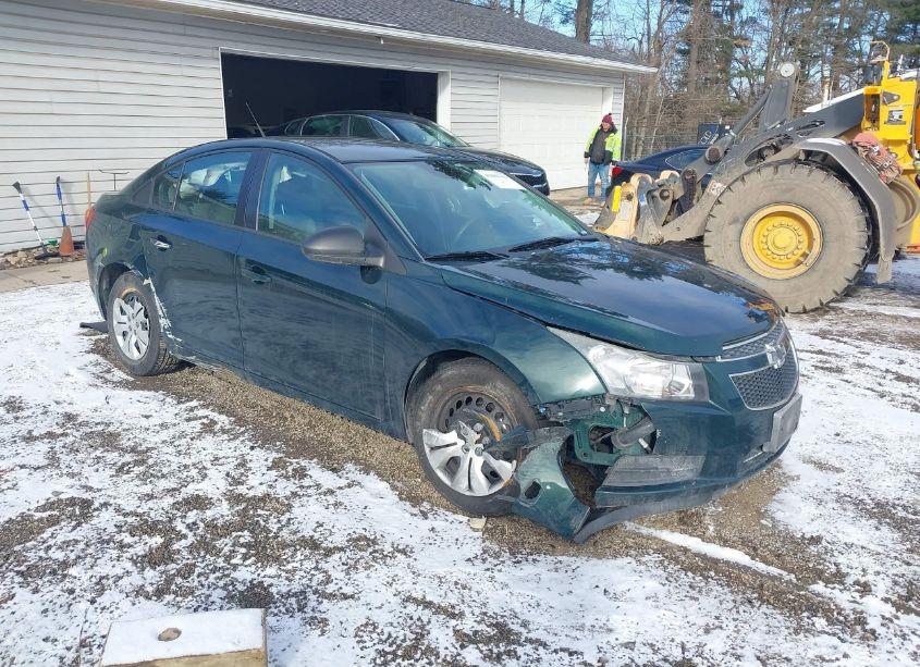 2014 Chevrolet Cruze LS AUTO (VIN 1G1PA5SH8E7463118) main photo