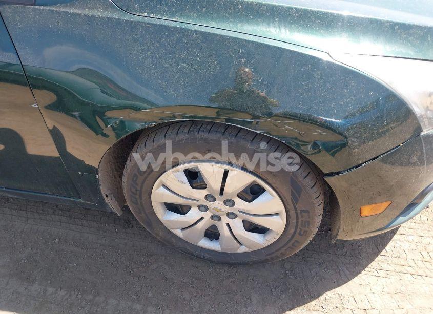 Photo 6 of 2014 Chevrolet Cruze LS AUTO (VIN 1G1PA5SH8E7474099)