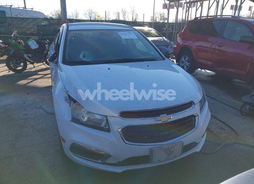 Photo 12 of 2015 Chevrolet Cruze LS (VIN 1G1PA5SH8F7115952)