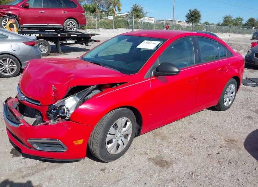 Photo 2 of 2015 Chevrolet Cruze LS AUTO (VIN 1G1PA5SH8F7116230)