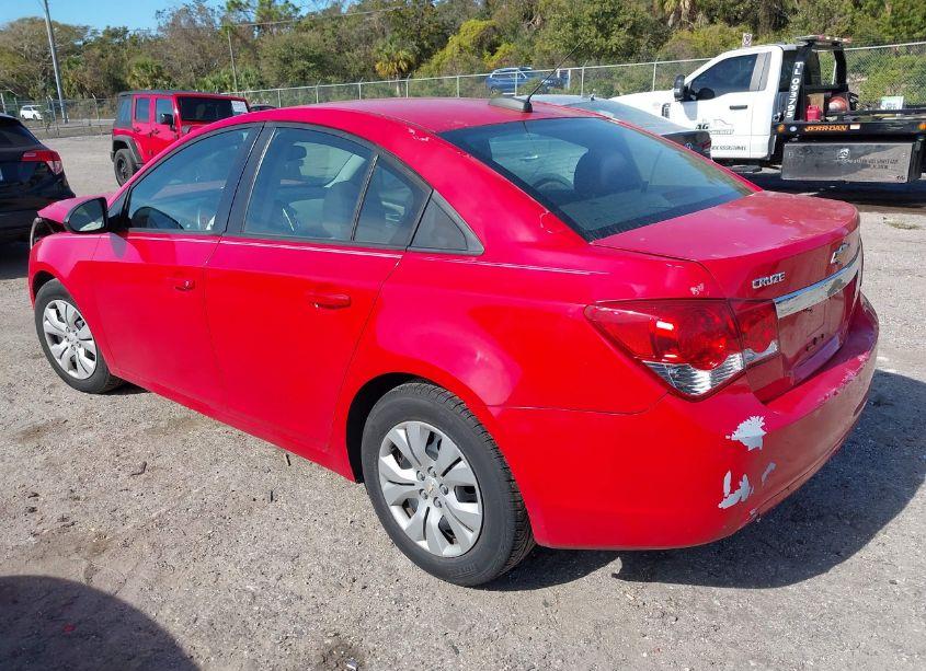 Photo 3 of 2015 Chevrolet Cruze LS AUTO (VIN 1G1PA5SH8F7116230)