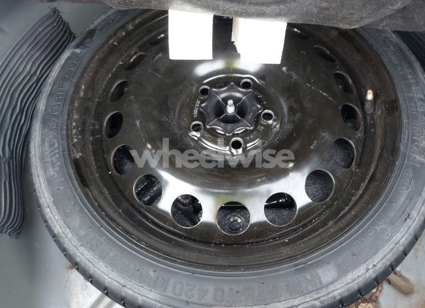 Photo 12 of 2015 Chevrolet Cruze LS AUTO (VIN 1G1PA5SH8F7164276)