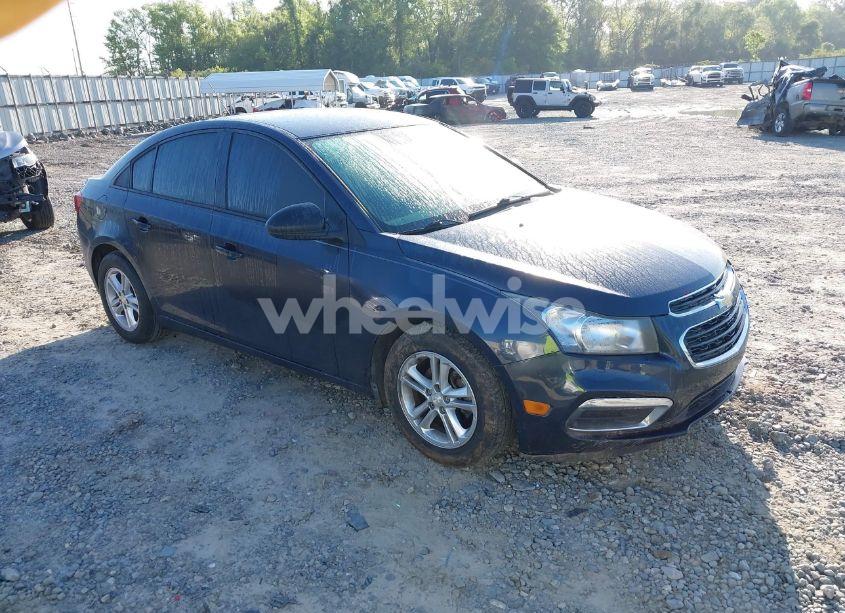 2015 Chevrolet Cruze LS AUTO (VIN 1G1PA5SH8F7200032) main photo