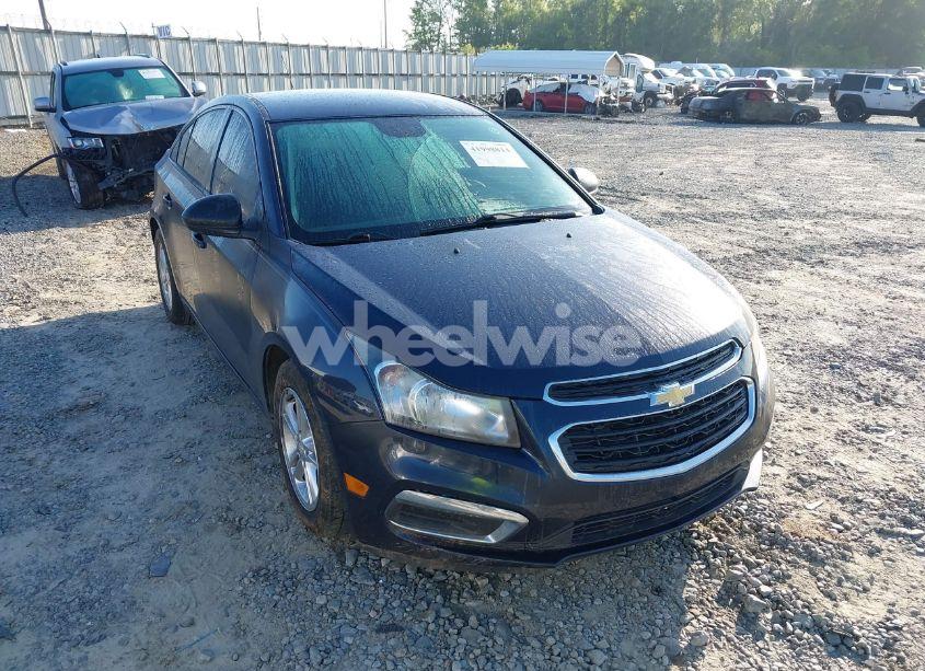 Photo 6 of 2015 Chevrolet Cruze LS AUTO (VIN 1G1PA5SH8F7200032)