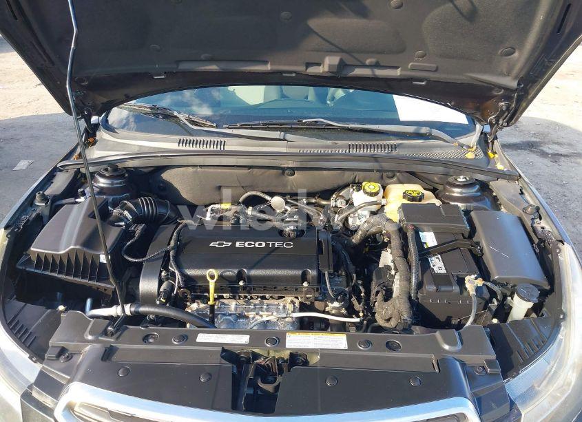 Photo 10 of 2015 Chevrolet Cruze LS AUTO (VIN 1G1PA5SH8F7246668)