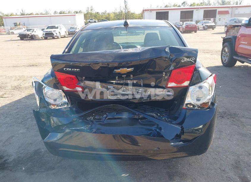 Photo 6 of 2015 Chevrolet Cruze LS AUTO (VIN 1G1PA5SH8F7246668)