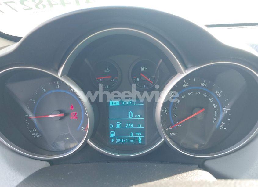 Photo 7 of 2015 Chevrolet Cruze LS AUTO (VIN 1G1PA5SH8F7246668)