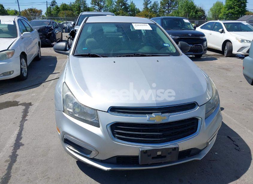 Photo 6 of 2015 Chevrolet Cruze LS AUTO (VIN 1G1PA5SH8F7275538)