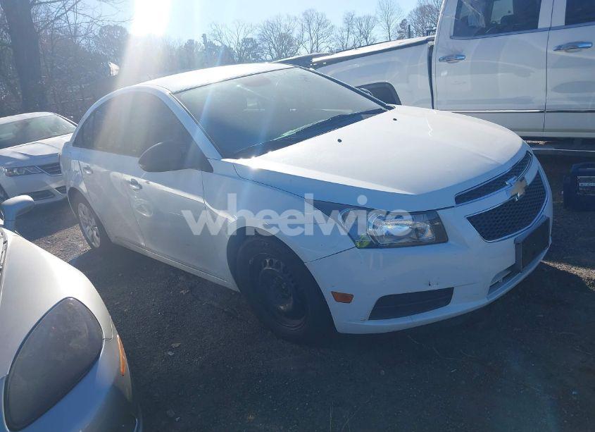 2013 Chevrolet Cruze LS AUTO (VIN 1G1PA5SH9D7118324) main photo