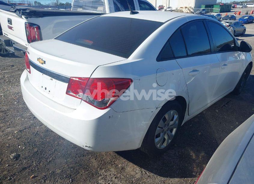 Photo 4 of 2013 Chevrolet Cruze LS AUTO (VIN 1G1PA5SH9D7118324)