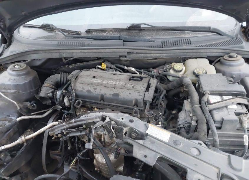 Photo 10 of 2013 Chevrolet Cruze LS AUTO (VIN 1G1PA5SH9D7146236)