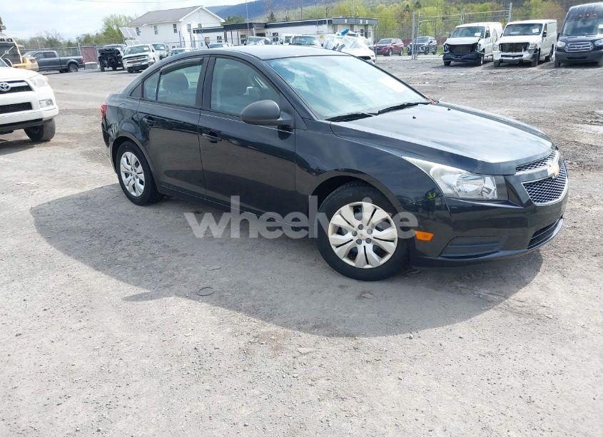 2013 Chevrolet Cruze LS AUTO (VIN 1G1PA5SH9D7163098) main photo