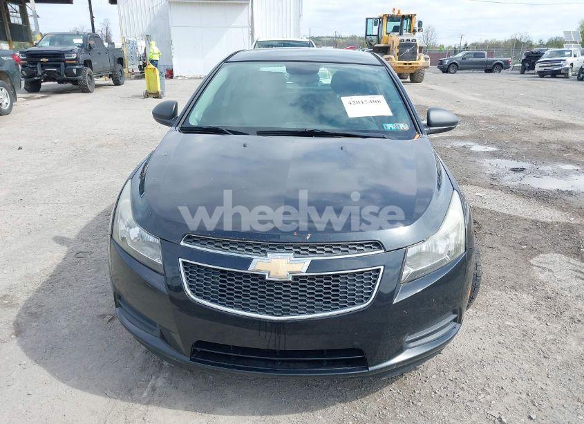 Photo 6 of 2013 Chevrolet Cruze LS AUTO (VIN 1G1PA5SH9D7163098)