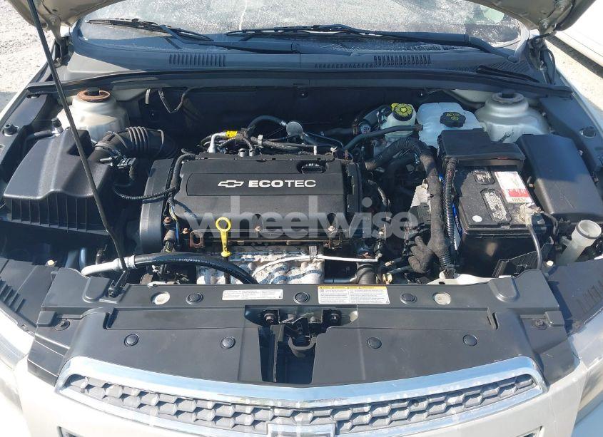 Photo 10 of 2013 Chevrolet Cruze LS AUTO (VIN 1G1PA5SH9D7186414)