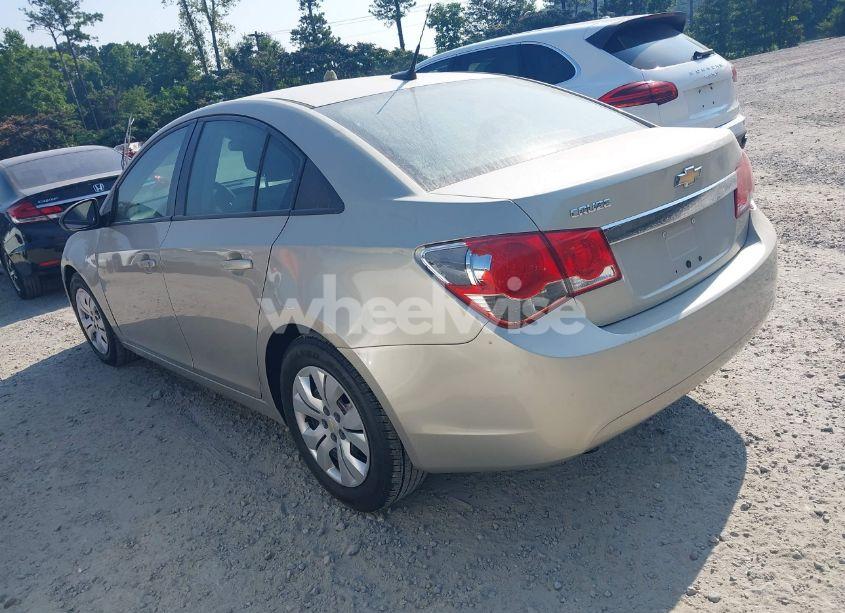 Photo 3 of 2013 Chevrolet Cruze LS AUTO (VIN 1G1PA5SH9D7186414)