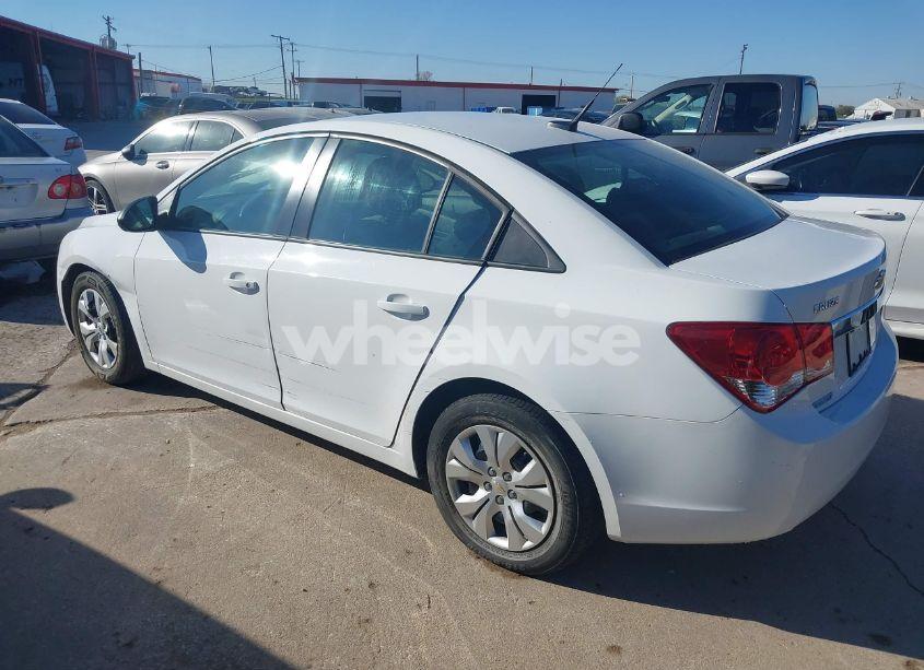 Photo 3 of 2013 Chevrolet Cruze LS AUTO (VIN 1G1PA5SH9D7302047)