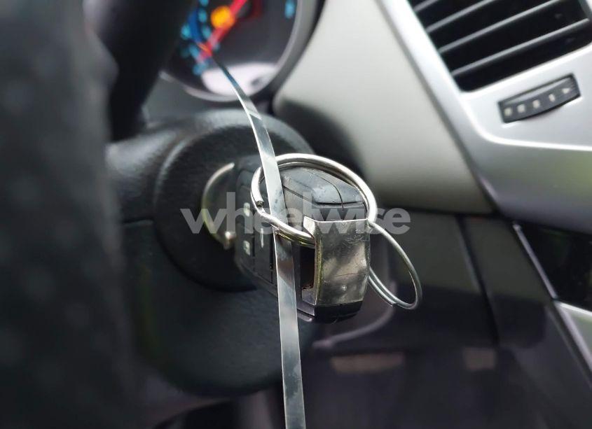 Photo 11 of 2013 Chevrolet Cruze LS AUTO (VIN 1G1PA5SH9D7318118)