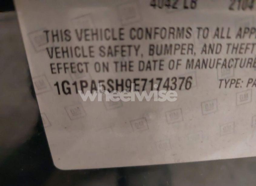 Photo 9 of 2014 Chevrolet Cruze LS AUTO (VIN 1G1PA5SH9E7174376)