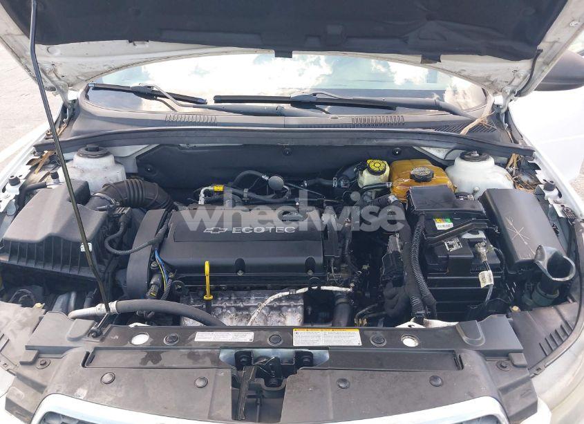 Photo 10 of 2014 Chevrolet Cruze LS AUTO (VIN 1G1PA5SH9E7178783)