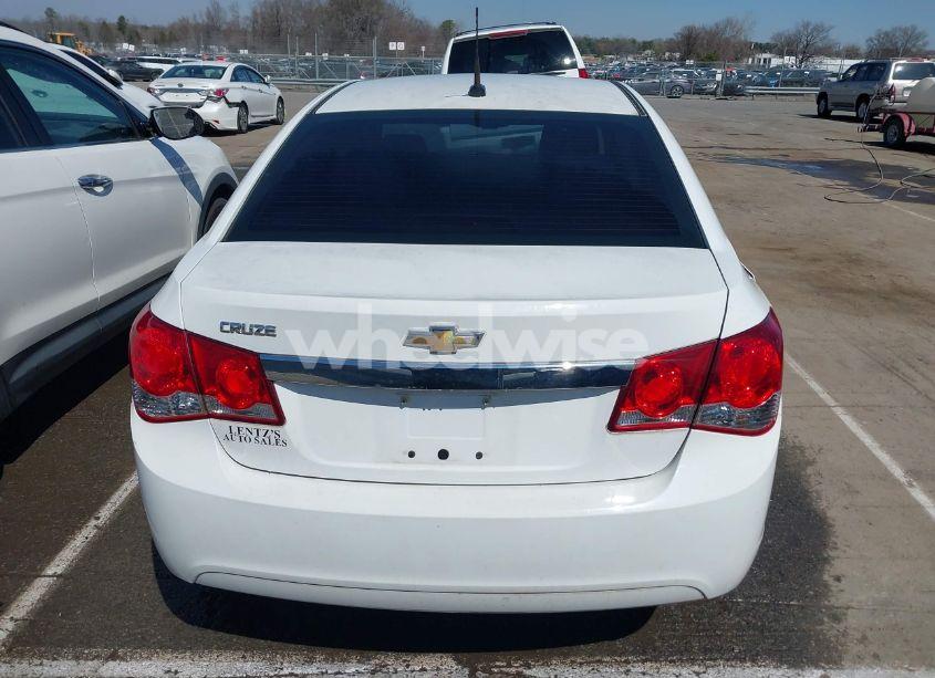 Photo 16 of 2014 Chevrolet Cruze LS AUTO (VIN 1G1PA5SH9E7216609)