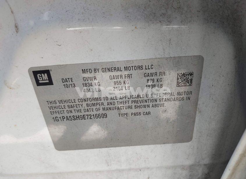 Photo 9 of 2014 Chevrolet Cruze LS AUTO (VIN 1G1PA5SH9E7216609)