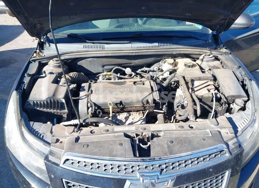 Photo 10 of 2014 Chevrolet Cruze LS AUTO (VIN 1G1PA5SH9E7255099)