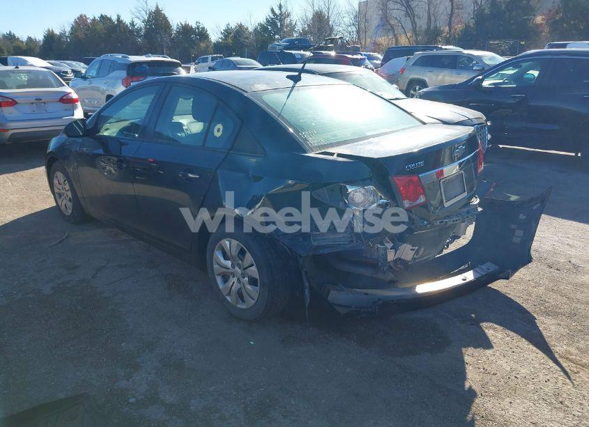 Photo 3 of 2014 Chevrolet Cruze LS AUTO (VIN 1G1PA5SH9E7255099)